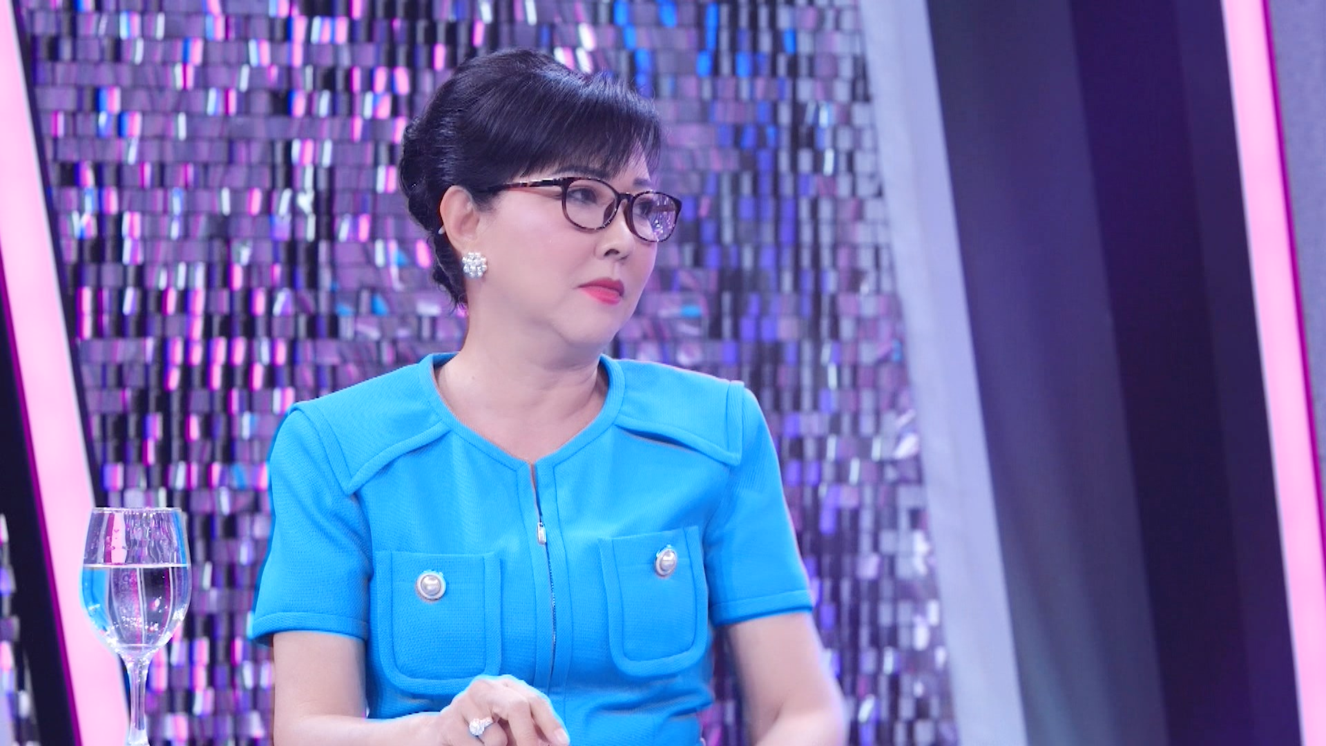 Nữ nghệ sĩ cả nước biết mặt: Phải bán nhà vì bị hàng xóm gây sự, gọi công an tới cũng không xong- Ảnh 2. Nữ nghệ sĩ cả nước biết mặt: Phải bán nhà vì bị hàng xóm gây sự, gọi công an tới cũng không xong- Ảnh 2.
