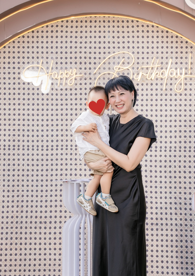 Doãn Hải My khoe dáng Doãn Hải My khoe dáng
