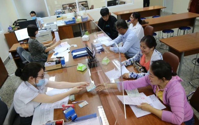 Thủ tướng yêu cầu bố trí kinh phí chi trả chế độ cho cán bộ, công chức khi sắp xếp bộ máy- Ảnh 1. Thủ tướng yêu cầu bố trí kinh phí chi trả chế độ cho cán bộ, công chức khi sắp xếp bộ máy- Ảnh 1.