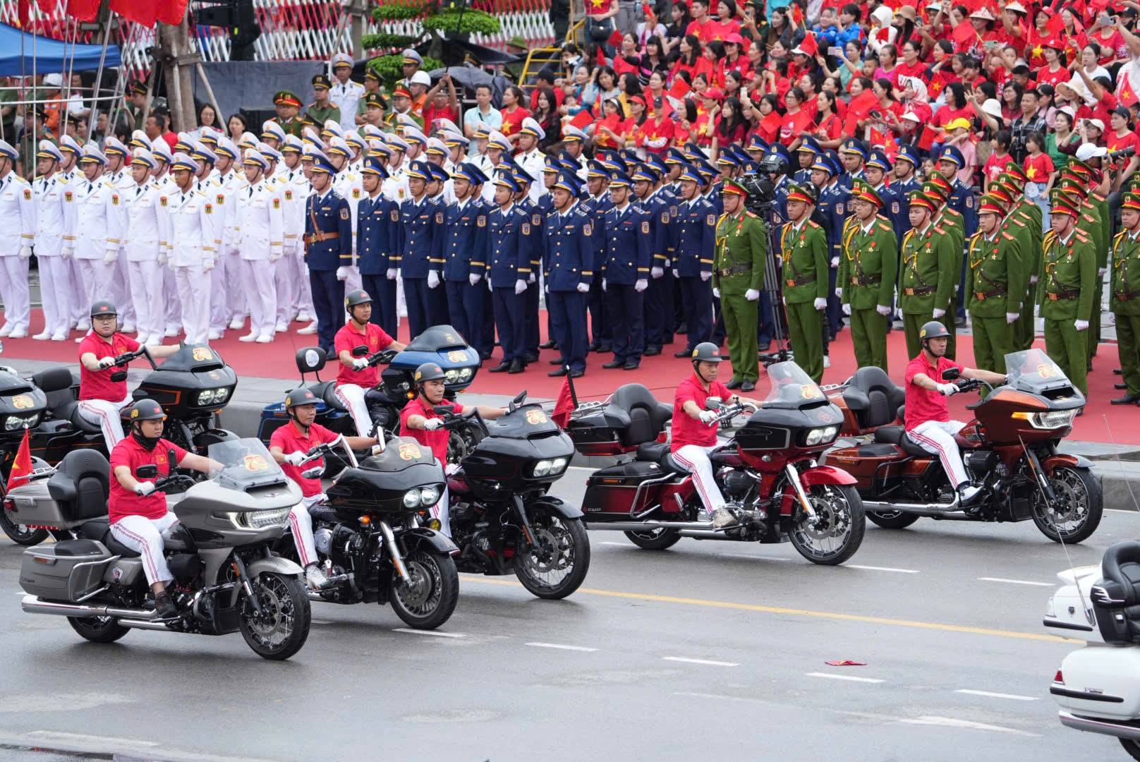 Cận cảnh dàn Cận cảnh dàn