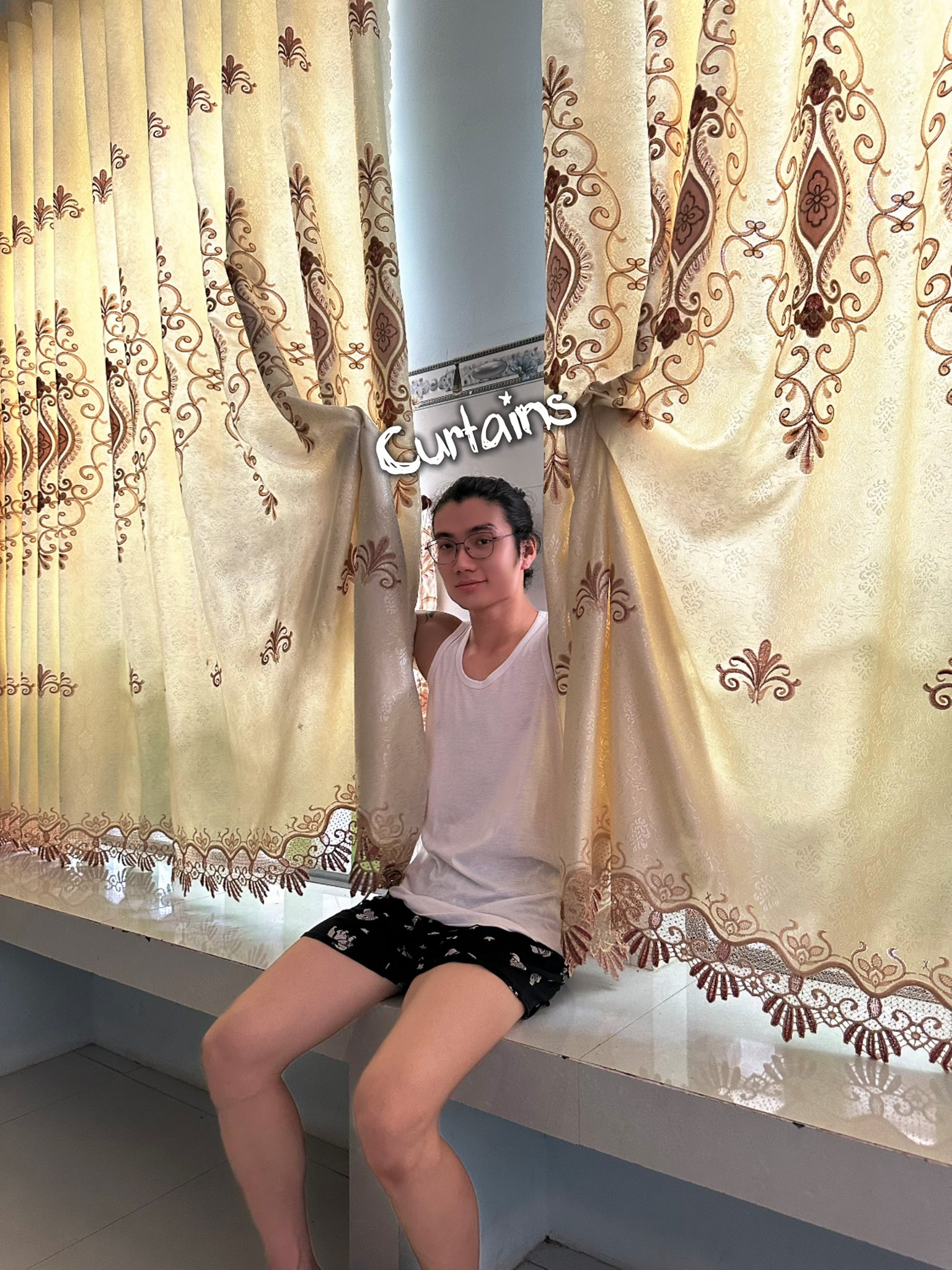 Chàng trai Phú Yên mượn quần áo của cả nhà để mặc lại theo cách không ngờ tới, trở thành hiện tượng Top 1 MXH Trung Quốc- Ảnh 18. Chàng trai Phú Yên mượn quần áo của cả nhà để mặc lại theo cách không ngờ tới, trở thành hiện tượng Top 1 MXH Trung Quốc- Ảnh 18.