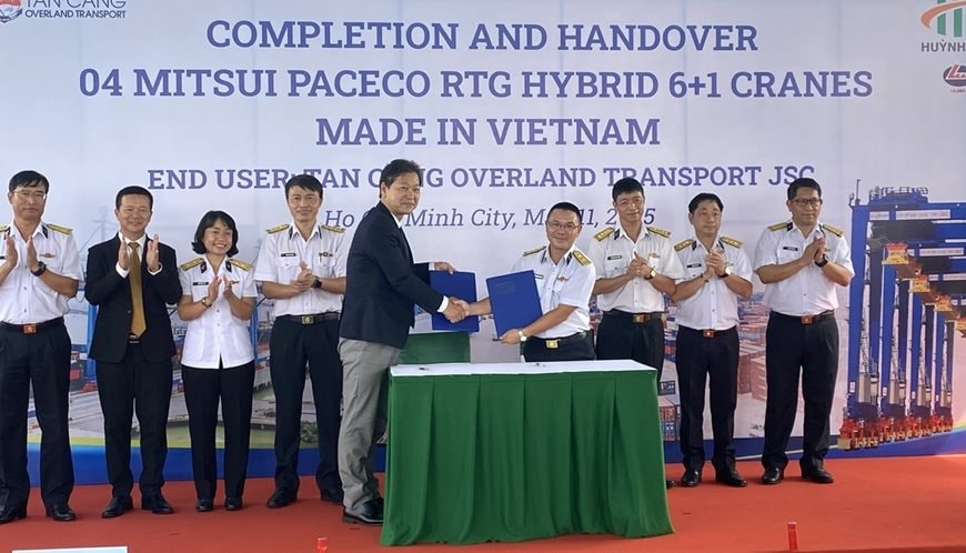 Việt Nam lần đầu sản xuất được loại thiết bị trị giá gần 2 triệu USD, ý nghĩa rất lớn- Ảnh 4. Việt Nam lần đầu sản xuất được loại thiết bị trị giá gần 2 triệu USD, ý nghĩa rất lớn- Ảnh 4.