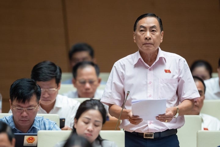 ĐBQH: Doanh nghiệp Nhà nước có được đầu tư bất động sản, chứng khoán?- Ảnh 1. ĐBQH: Doanh nghiệp Nhà nước có được đầu tư bất động sản, chứng khoán?- Ảnh 1.