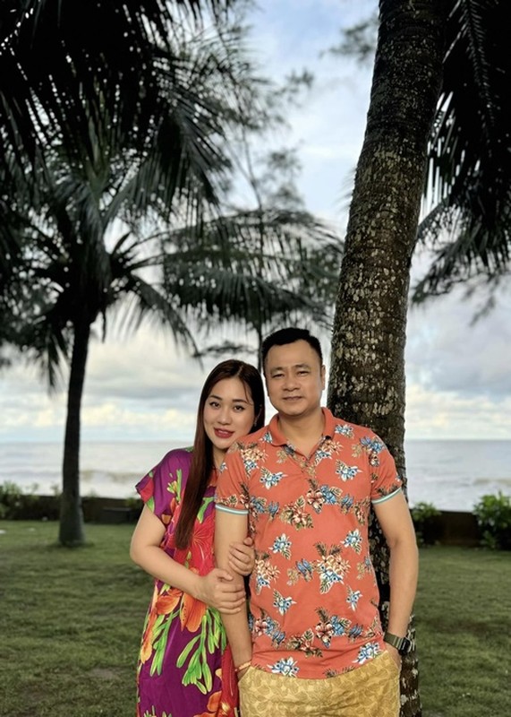 Chuyện Tình Ngọt Ngào Của Đại Tá Quân Đội: Vợ Là NSND, Giám Đốc Nhà Hát Chèo Tài Ba