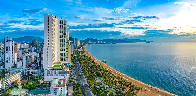 Công trình có 1-0-2 giúp nâng tầm bờ biển đẹp nhất thế giới ở Việt Nam: Dài 4.300m, trị giá 6.200 tỷ đồng- Ảnh 1. Công trình có 1-0-2 giúp nâng tầm bờ biển đẹp nhất thế giới ở Việt Nam: Dài 4.300m, trị giá 6.200 tỷ đồng- Ảnh 1.