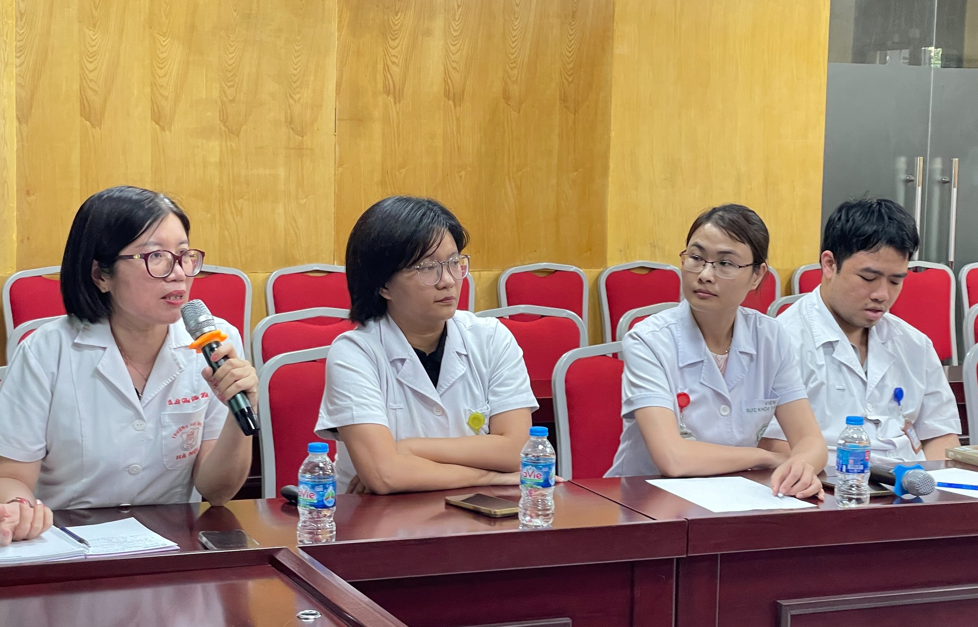 Nghiện chứng khoán, người phụ nữ phải điều trị tâm thần- Ảnh 1. Nghiện chứng khoán, người phụ nữ phải điều trị tâm thần- Ảnh 1.