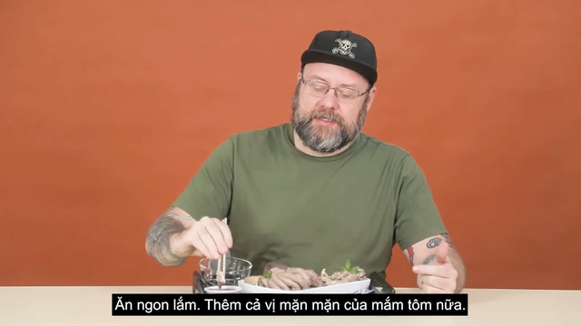 Khách Tây nếm thử món ăn này của Việt Nam rồi chốt lại 1 câu cực hài, "chuẩn không cần chỉnh"- Ảnh 8. Khách Tây nếm thử món ăn này của Việt Nam rồi chốt lại 1 câu cực hài, "chuẩn không cần chỉnh"- Ảnh 8.
