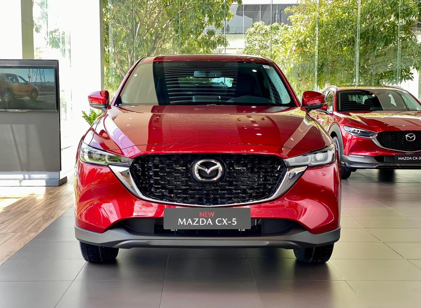 Mazda CX-5 lần đầu bán vượt Xpander, Ranger trong năm nay, dễ thành xe xăng/dầu bán chạy nhất tháng tại Việt Nam sau cơn sốt giảm giá kịch sàn- Ảnh 1. Mazda CX-5 lần đầu bán vượt Xpander, Ranger trong năm nay, dễ thành xe xăng/dầu bán chạy nhất tháng tại Việt Nam sau cơn sốt giảm giá kịch sàn- Ảnh 1.
