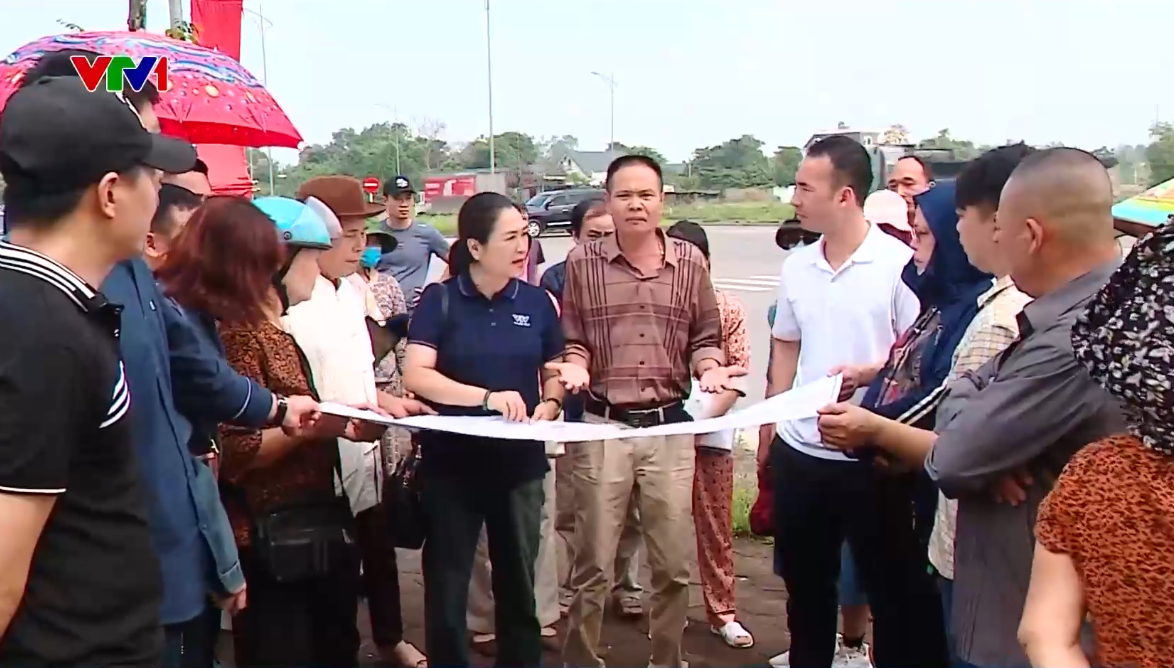Giám đốc Công ty Tiến Mạnh bị bắt, hàng trăm người mua đất đứng trước nguy cơ mất trắng- Ảnh 1. Giám đốc Công ty Tiến Mạnh bị bắt, hàng trăm người mua đất đứng trước nguy cơ mất trắng- Ảnh 1.