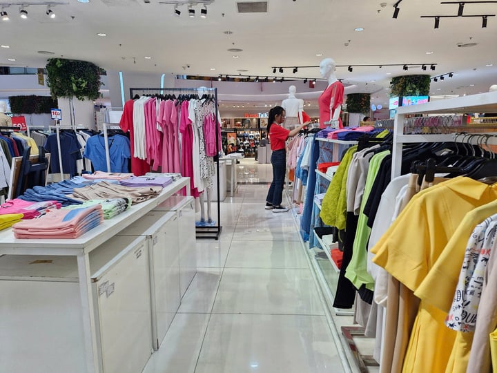 Doanh nghiệp Việt chạy nước rút trước khi Mỹ áp thuế đối ứng- Ảnh 3. Doanh nghiệp Việt chạy nước rút trước khi Mỹ áp thuế đối ứng- Ảnh 3.