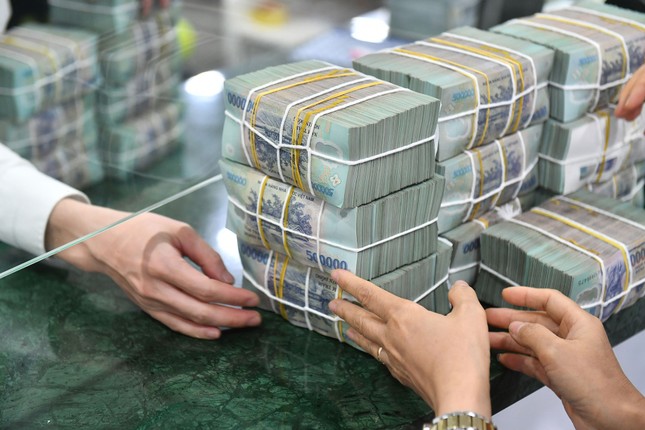 Thấy gì từ lãi suất vay mua nhà thấp chưa từng có?- Ảnh 1. Thấy gì từ lãi suất vay mua nhà thấp chưa từng có?- Ảnh 1.