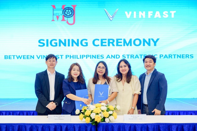 Vinfast bắt tay 4 đối tác Philippines, mạnh mẽ mở rộng mạng lưới xưởng dịch vụ- Ảnh 2. Vinfast bắt tay 4 đối tác Philippines, mạnh mẽ mở rộng mạng lưới xưởng dịch vụ- Ảnh 2.