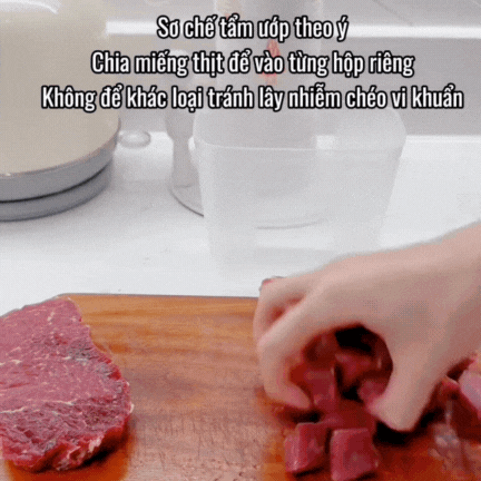 6 mẹo trữ đông thực phẩm không dính chùm – lấy từng phần dễ dàng, khỏi cần rã đông cả đống- Ảnh 4. 6 mẹo trữ đông thực phẩm không dính chùm – lấy từng phần dễ dàng, khỏi cần rã đông cả đống- Ảnh 4.