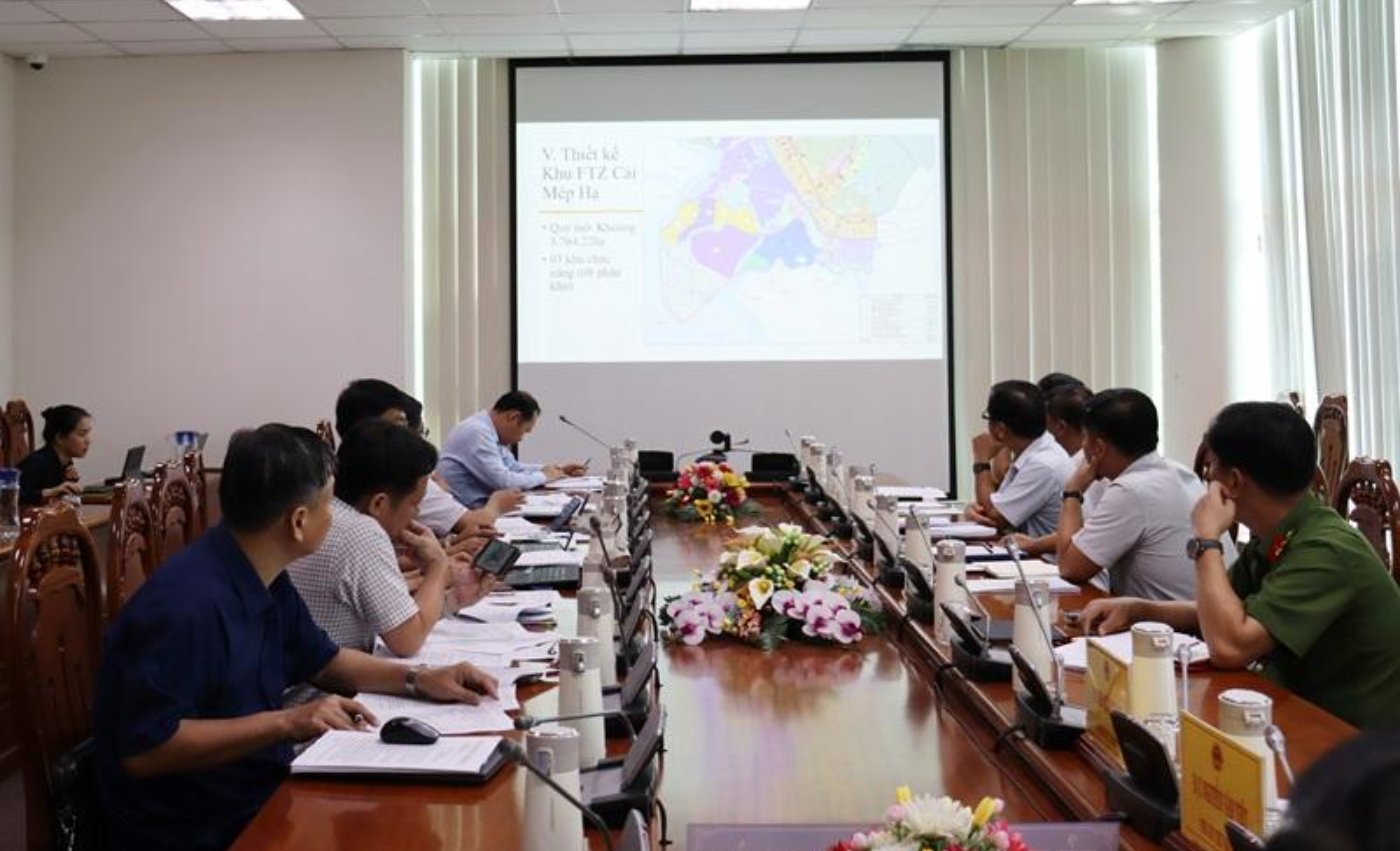 Tỉnh nhỏ nhất Đông Nam Bộ nghiên cứu khu thương mại tự do 3.700 ha, kết nối sân bay Long Thành và cảng Cái Mép - Thị Vải- Ảnh 1. Tỉnh nhỏ nhất Đông Nam Bộ nghiên cứu khu thương mại tự do 3.700 ha, kết nối sân bay Long Thành và cảng Cái Mép - Thị Vải- Ảnh 1.