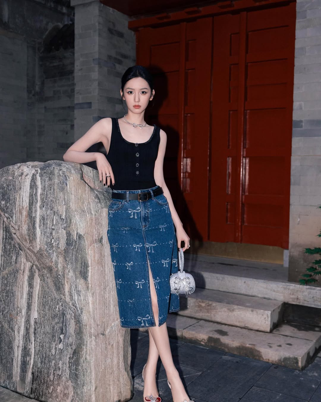 Mỹ nhân được mệnh danh "đẹp chấn động thế gian" cùng với Lưu Diệc Phi, ảnh chụp vội cũng xinh phát sáng- Ảnh 24. Mỹ nhân được mệnh danh "đẹp chấn động thế gian" cùng với Lưu Diệc Phi, ảnh chụp vội cũng xinh phát sáng- Ảnh 24.