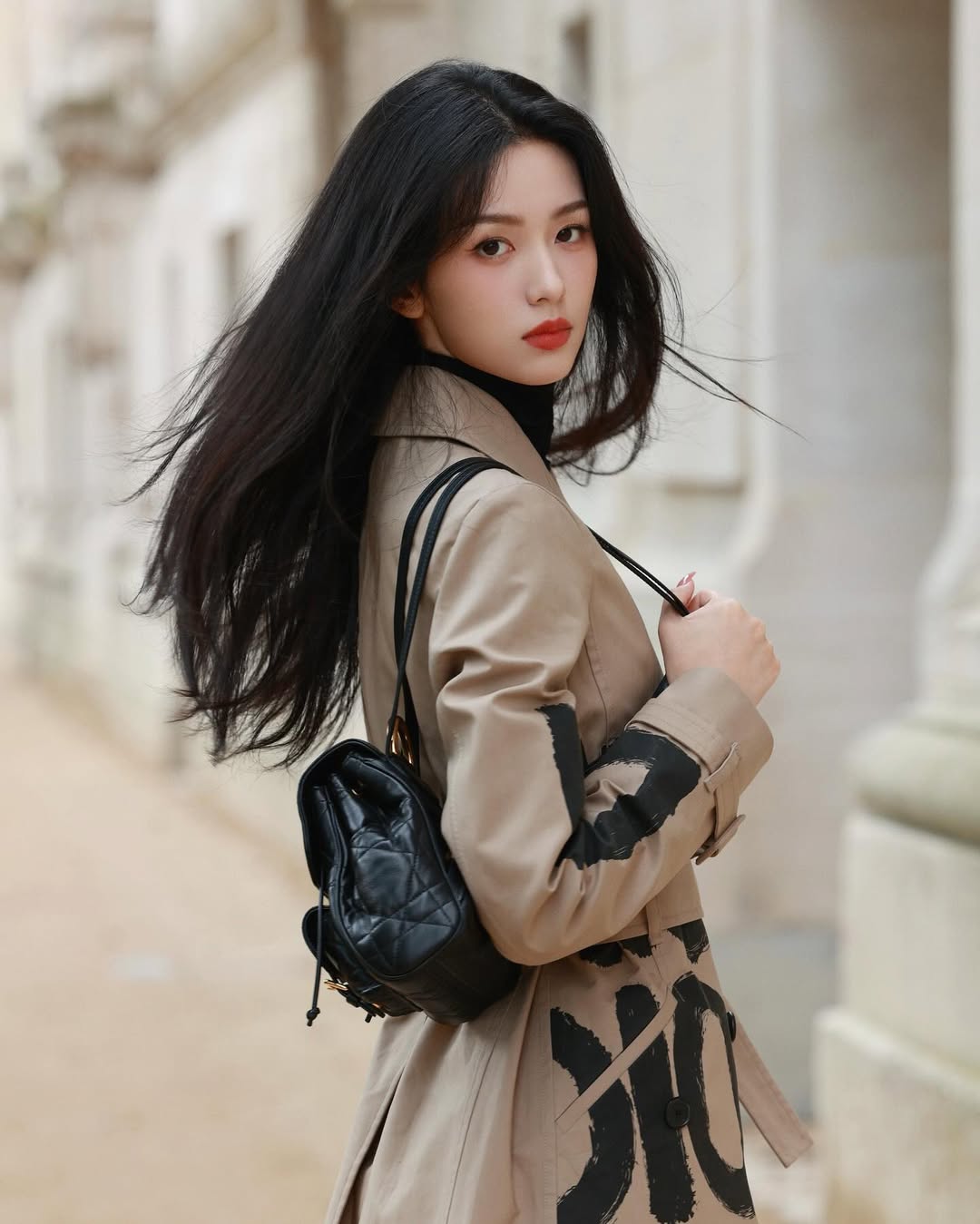 Mỹ nhân được mệnh danh "đẹp chấn động thế gian" cùng với Lưu Diệc Phi, ảnh chụp vội cũng xinh phát sáng- Ảnh 20. Mỹ nhân được mệnh danh "đẹp chấn động thế gian" cùng với Lưu Diệc Phi, ảnh chụp vội cũng xinh phát sáng- Ảnh 20.