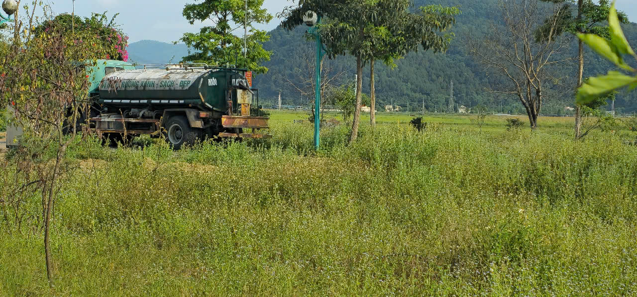 Cận cảnh khu đô thị hơn 1.400 tỉ đồng quá hạn tiến độ 6 năm vẫn chưa hoàn thành- Ảnh 12. Cận cảnh khu đô thị hơn 1.400 tỉ đồng quá hạn tiến độ 6 năm vẫn chưa hoàn thành- Ảnh 12.