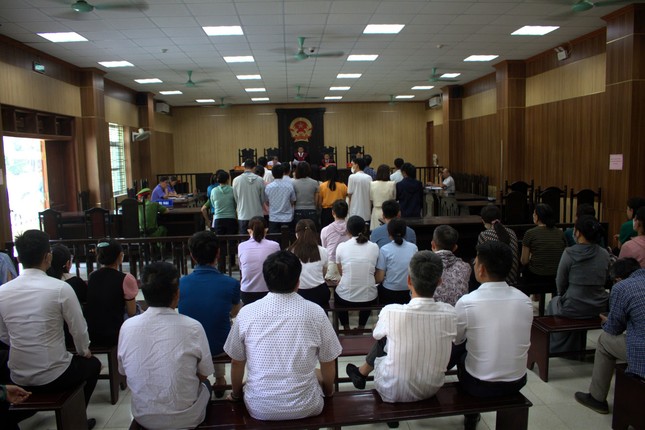 Thủ đoạn 'đẩy' dân gặp 'cò' của nhóm cán bộ chi nhánh văn phòng đăng ký đất đai- Ảnh 1. Thủ đoạn 'đẩy' dân gặp 'cò' của nhóm cán bộ chi nhánh văn phòng đăng ký đất đai- Ảnh 1.