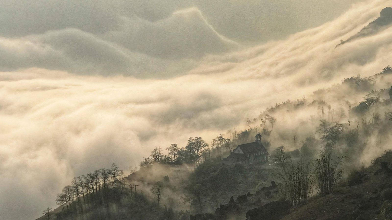 Mùa hè trốn nắng nóng rủ nhau đi chơi ở Sa Pa và đây là những địa điểm check-in kiểu gì cũng có ảnh đẹp!- Ảnh 14.