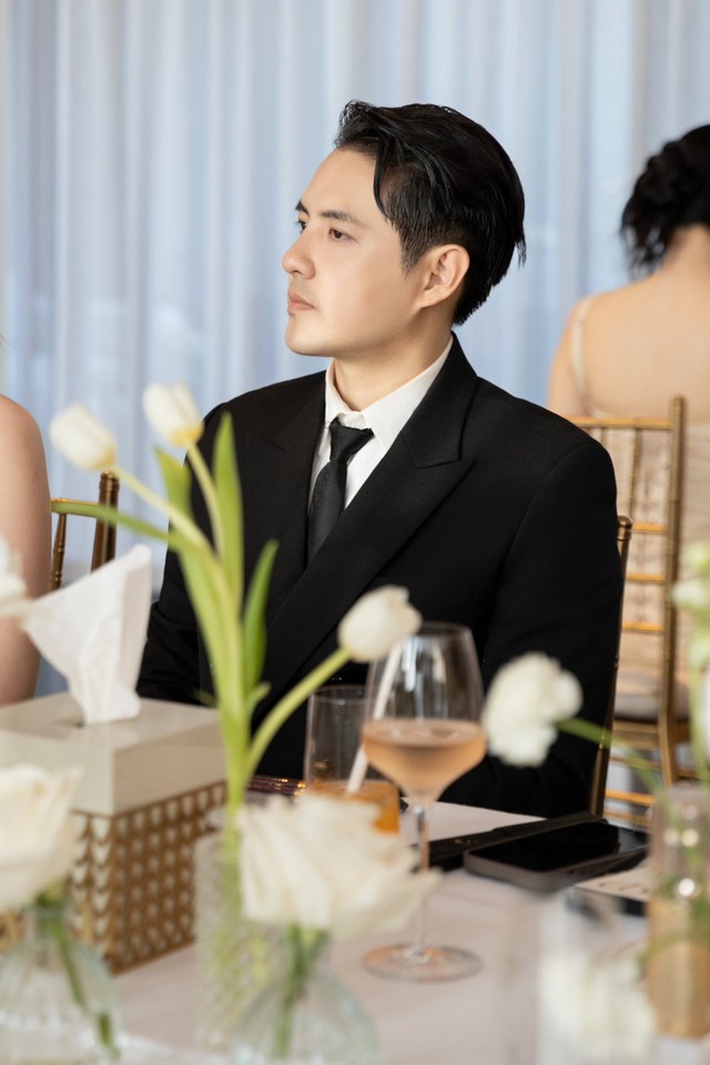 2 tiểu thư chính hiệu của Vbiz: Bố là thiếu gia tập đoàn nhựa giàu nức tiếng, mẹ là ca sĩ top đầu- Ảnh 10. 2 tiểu thư chính hiệu của Vbiz: Bố là thiếu gia tập đoàn nhựa giàu nức tiếng, mẹ là ca sĩ top đầu- Ảnh 10.