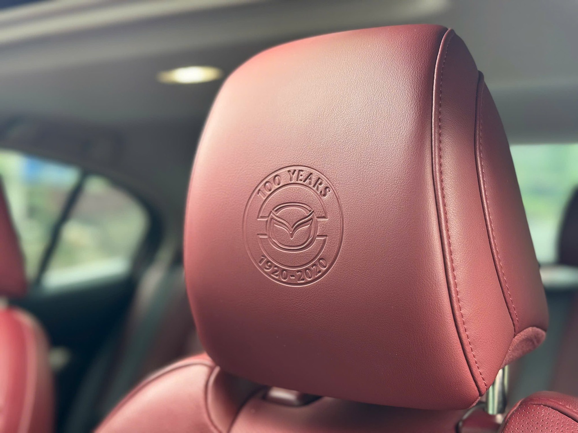 Mazda3 2020 rao bán gần 600 triệu: Gần đắt nhất thị trường, khó “đụng hàng”, chỉ có 40 chiếc toàn Việt Nam- Ảnh 12. Mazda3 2020 rao bán gần 600 triệu: Gần đắt nhất thị trường, khó “đụng hàng”, chỉ có 40 chiếc toàn Việt Nam- Ảnh 12.
