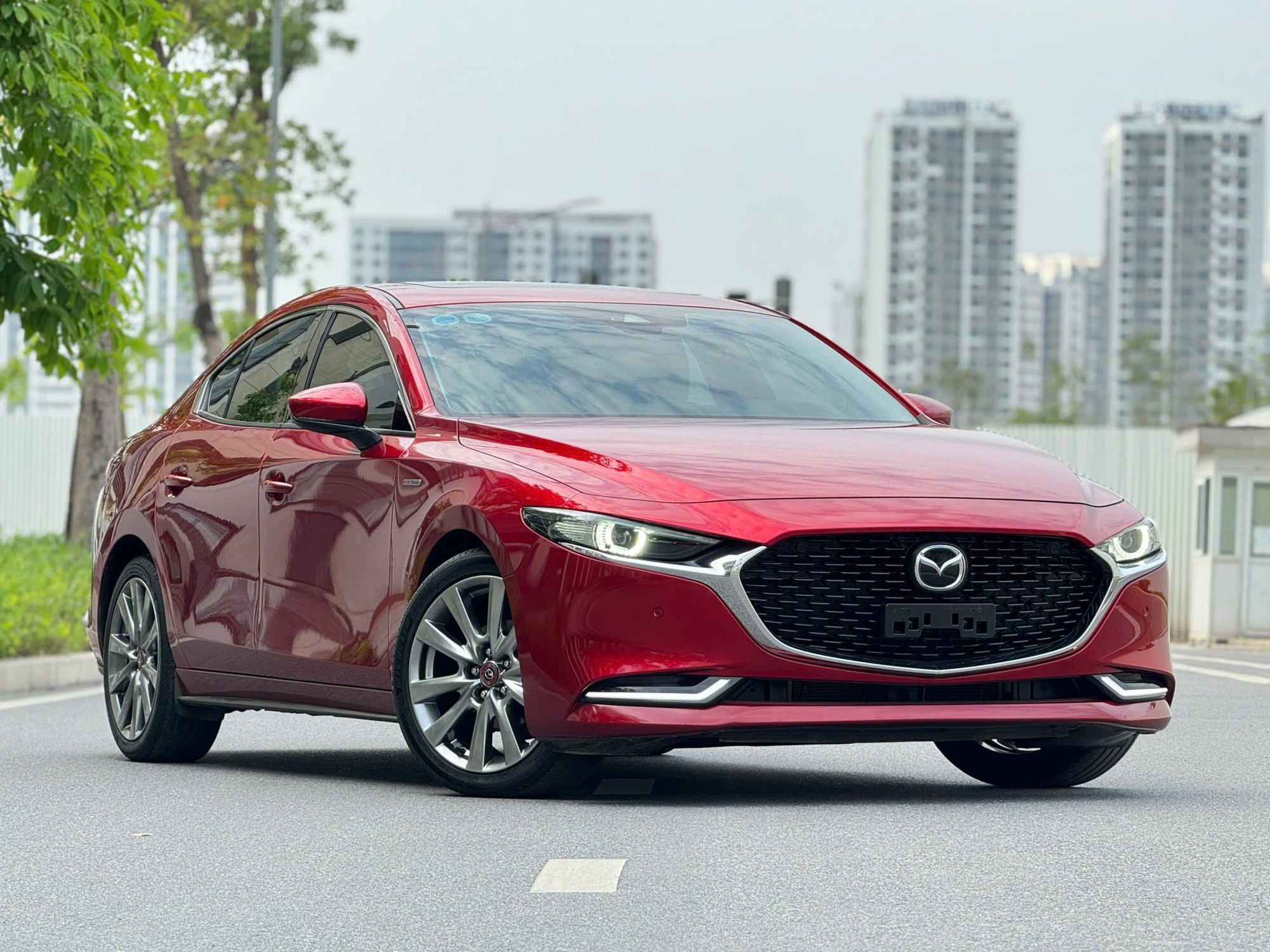 Mazda3 2020 rao bán gần 600 triệu: Gần đắt nhất thị trường, khó “đụng hàng”, chỉ có 40 chiếc toàn Việt Nam- Ảnh 1. Mazda3 2020 rao bán gần 600 triệu: Gần đắt nhất thị trường, khó “đụng hàng”, chỉ có 40 chiếc toàn Việt Nam- Ảnh 1.