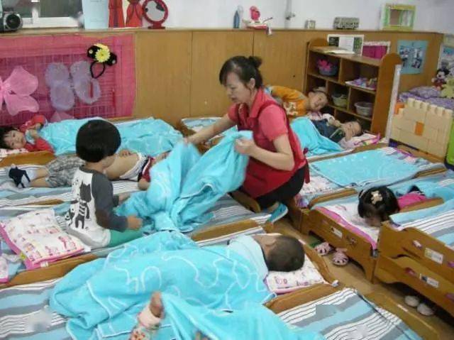 Trẻ em ngủ trưa hay không ngủ trưa khỏe mạnh hơn? Câu trả lời khiến mọi cha mẹ bất ngờ- Ảnh 1.