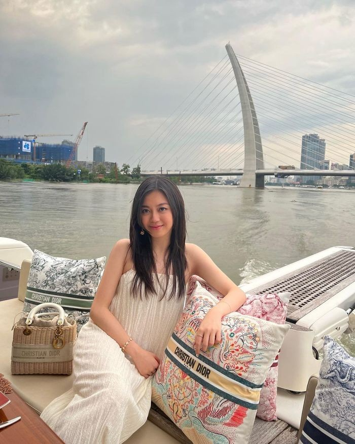 Chân dung thiếu gia và thiên kim tiểu thư đời thứ 4 của gia tộc Sơn Kim nổi tiếng- Ảnh 10. Chân dung thiếu gia và thiên kim tiểu thư đời thứ 4 của gia tộc Sơn Kim nổi tiếng- Ảnh 10.