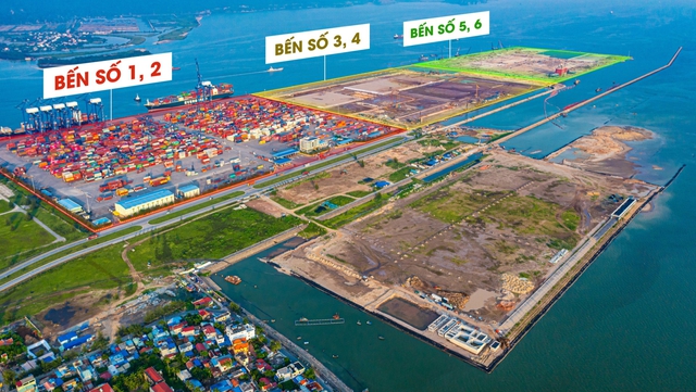 "Siêu cảng" container 7.000 tỷ: Mở toang cửa ngõ ra biển, Việt Nam ghi dấu trên bản đồ logistics thế giới- Ảnh 2. "Siêu cảng" container 7.000 tỷ: Mở toang cửa ngõ ra biển, Việt Nam ghi dấu trên bản đồ logistics thế giới- Ảnh 2.