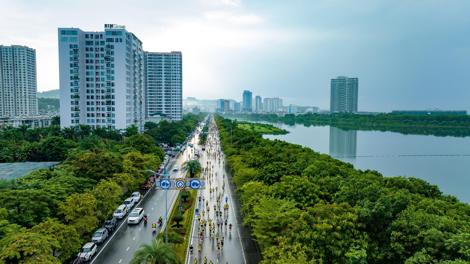 Bim Group muốn xây tổ hợp thương mại-dịch vụ-căn hộ lưu trú 3.000 tỷ sát cầu Bãi Cháy ở Hạ Long- Ảnh 1.