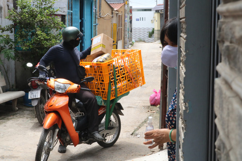 Quét mã QR chuyển khoản của shipper, tài khoản ngân hàng của người phụ nữ Hà Nội bị trừ liên tục từ 2 triệu đến 900 triệu đồng- Ảnh 1. Quét mã QR chuyển khoản của shipper, tài khoản ngân hàng của người phụ nữ Hà Nội bị trừ liên tục từ 2 triệu đến 900 triệu đồng- Ảnh 1.