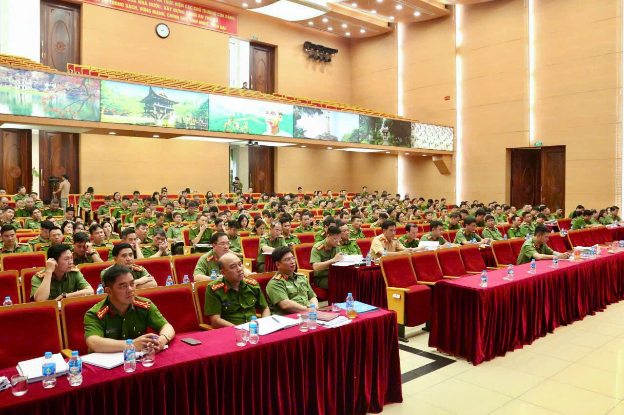 Hướng dẫn việc sắp xếp, bố trí cán bộ Công an cấp xã theo đơn vị hành chính trong Công an thành phố Hà Nội- Ảnh 2. Hướng dẫn việc sắp xếp, bố trí cán bộ Công an cấp xã theo đơn vị hành chính trong Công an thành phố Hà Nội- Ảnh 2.