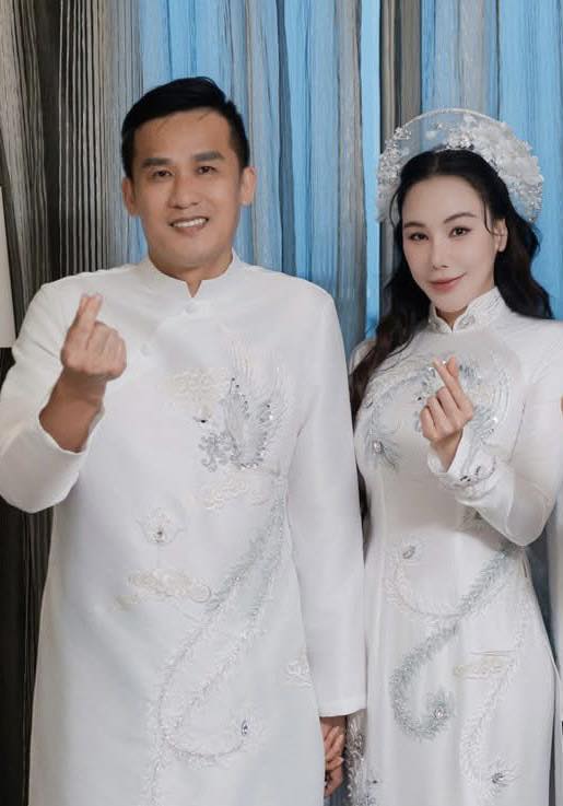 Lộ diện người đàn ông sẽ cưới Hồ Quỳnh Hương chiều nay: Tuổi 47 vẫn điển trai, là doanh nhân- Ảnh 2. Lộ diện người đàn ông sẽ cưới Hồ Quỳnh Hương chiều nay: Tuổi 47 vẫn điển trai, là doanh nhân- Ảnh 2.