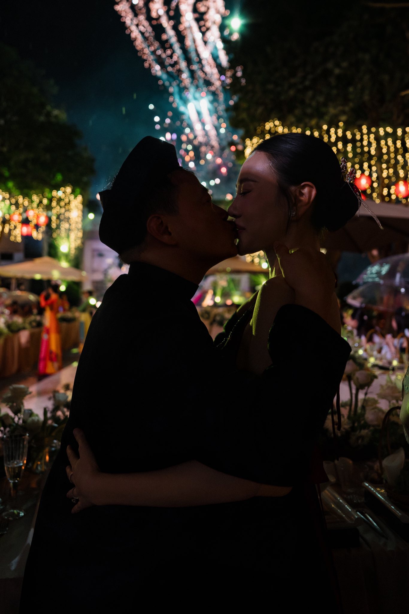 Tiệc thôi nôi “gây sốt” của cặp sinh đôi nhà Phương Oanh - Shark Bình: Như tổ chức chương trình nghệ thuật, nhìn thoáng qua đã thấy hoành tráng- Ảnh 6.