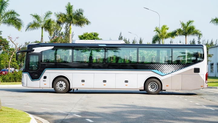 Tập đoàn Việt có 7 nhà máy xe vừa xuất khẩu lô xe cao cấp đến công xưởng ô tô số 1 Đông Nam Á- Ảnh 2. Tập đoàn Việt có 7 nhà máy xe vừa xuất khẩu lô xe cao cấp đến công xưởng ô tô số 1 Đông Nam Á- Ảnh 2.