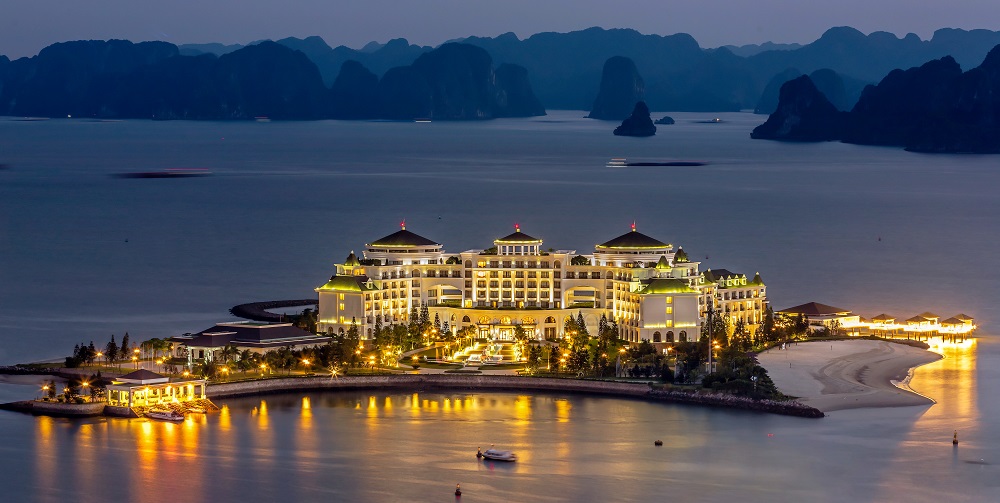 Đảo Rều Hạ Long - nơi Hồ Quỳnh Hương tổ chức đám cưới có gì đặc biệt mà được coi là Đảo Rều Hạ Long - nơi Hồ Quỳnh Hương tổ chức đám cưới có gì đặc biệt mà được coi là