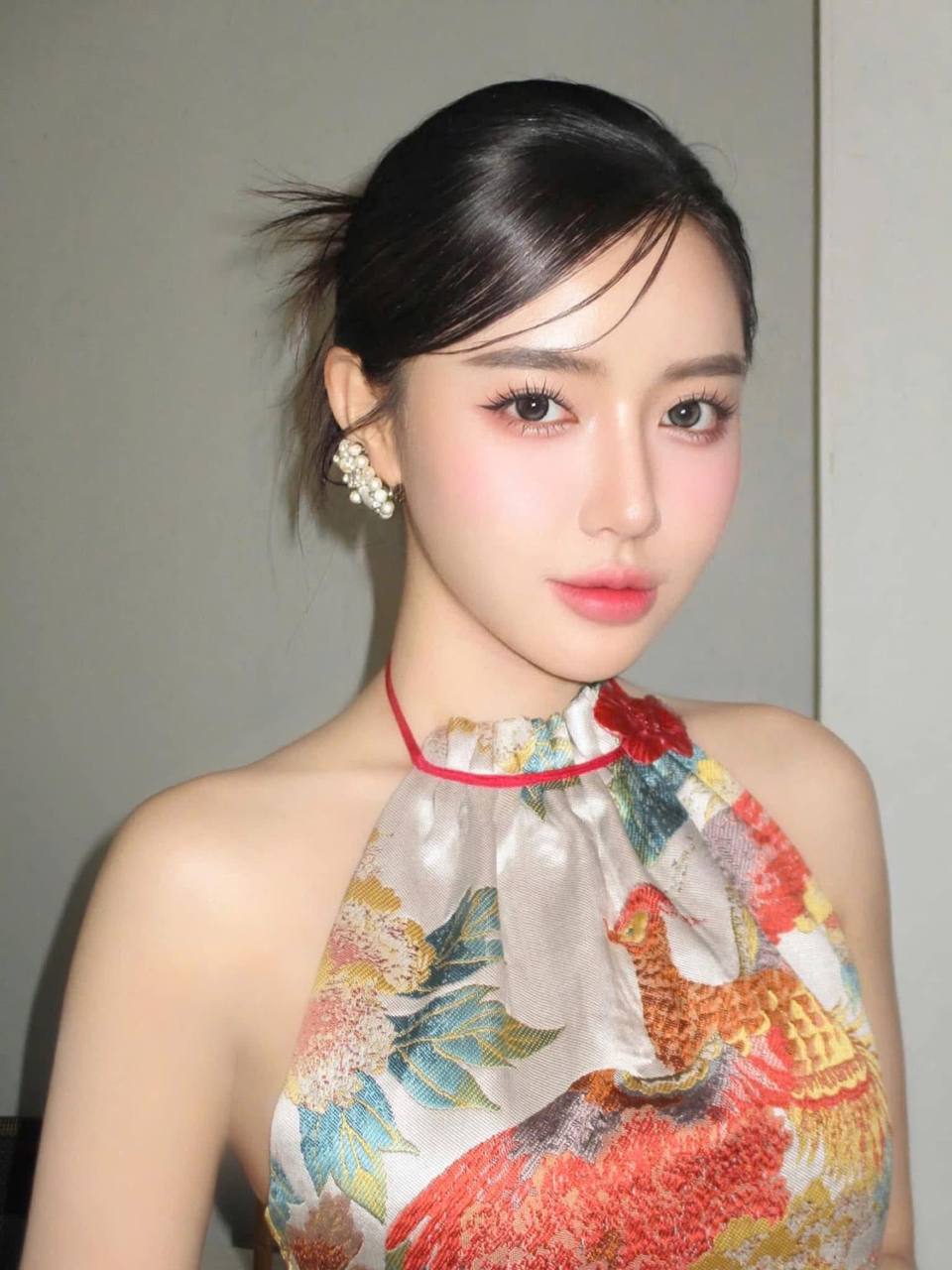 Bích Phương qua loạt cam thường: Nhan sắc nay sao lạ quá!- Ảnh 10. Bích Phương qua loạt cam thường: Nhan sắc nay sao lạ quá!- Ảnh 10.