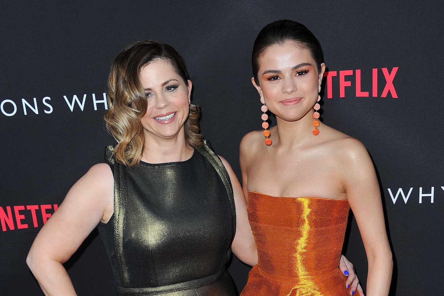 Sốc: Selena Gomez bị "bóc trần" không phải là tỷ phú, còn nợ nần chồng chất?- Ảnh 1.