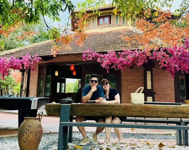 Một gia đình quê Đông Anh có 2 anh em là NSND, một người là tiến sĩ, Phó Giám đốc Học viện Âm nhạc- Ảnh 2. Một gia đình quê Đông Anh có 2 anh em là NSND, một người là tiến sĩ, Phó Giám đốc Học viện Âm nhạc- Ảnh 2.
