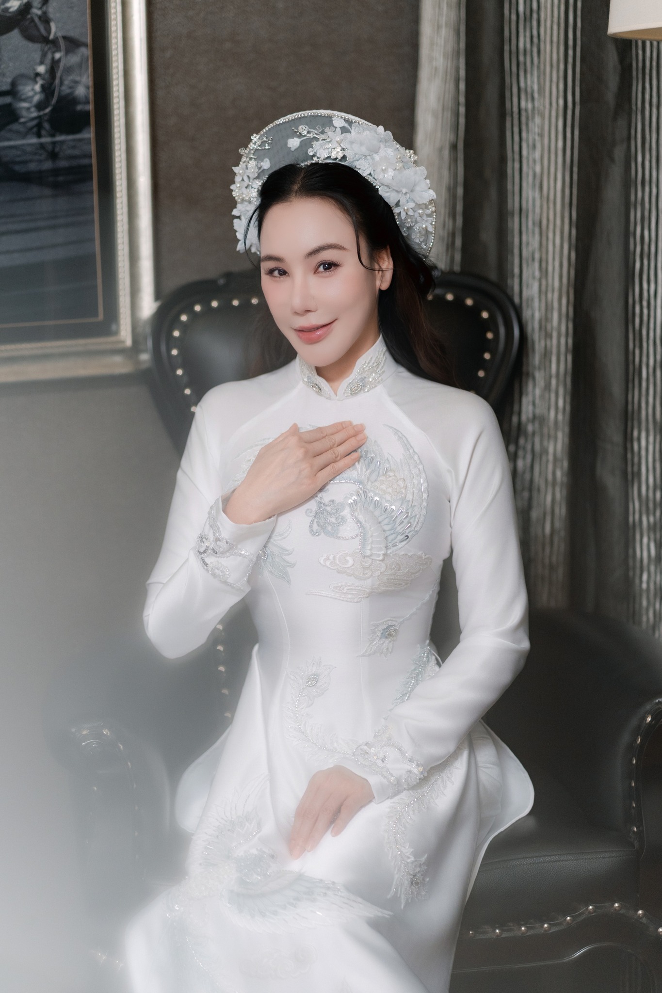 Toàn cảnh đám cưới Hồ Quỳnh Hương: Cô dâu khóc nức nở, khoá môi chú rể tình tứ, thái độ nhà chồng gây chú ý- Ảnh 29.