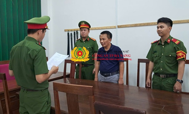 Bắt tạm giam "đại gia" ngành gỗ Nguyễn Sĩ Khoa- Ảnh 1. Bắt tạm giam "đại gia" ngành gỗ Nguyễn Sĩ Khoa- Ảnh 1.