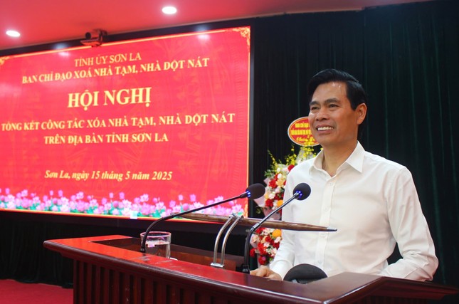 Sơn La công bố xoá xong nhà tạm, về đích sớm nhất trong các tỉnh miền núi phía Bắc- Ảnh 2. Sơn La công bố xoá xong nhà tạm, về đích sớm nhất trong các tỉnh miền núi phía Bắc- Ảnh 2.