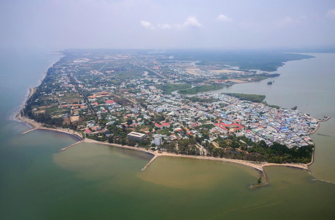 Đẩy nhanh tiến độ triển khai Dự án Cảng trung chuyển quốc tế Cần Giờ- Ảnh 1. Đẩy nhanh tiến độ triển khai Dự án Cảng trung chuyển quốc tế Cần Giờ- Ảnh 1.