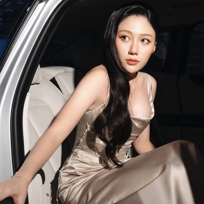15 giây cam thường bóc nhan sắc thật khó tin của em gái Trấn Thành- Ảnh 7. 15 giây cam thường bóc nhan sắc thật khó tin của em gái Trấn Thành- Ảnh 7.