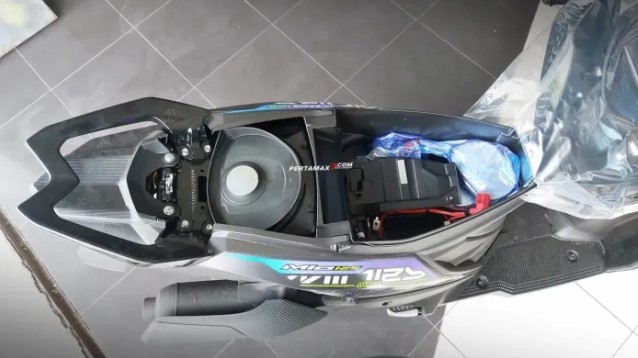 Siêu phẩm xe ga 125cc của Yamaha xuất hiện tại đại lý, giá chỉ từ 28 triệu đồng- Ảnh 4. Siêu phẩm xe ga 125cc của Yamaha xuất hiện tại đại lý, giá chỉ từ 28 triệu đồng- Ảnh 4.