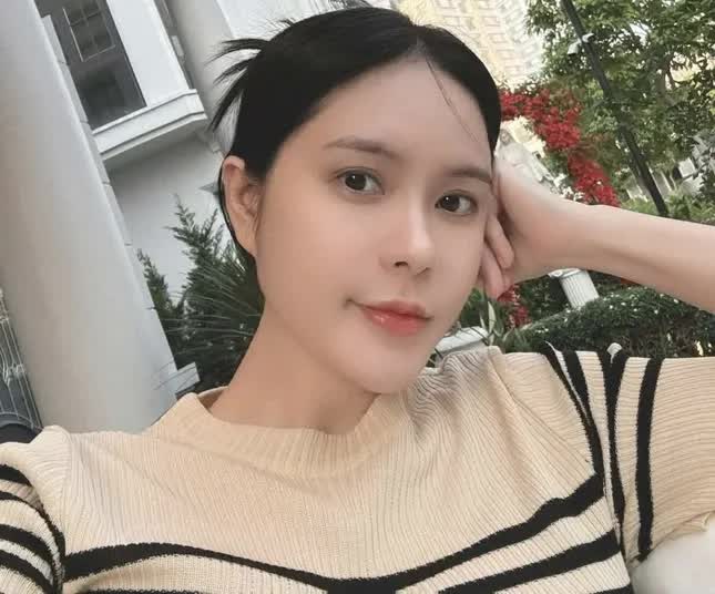 Thu hồi toàn bộ kem chống nắng do chồng Đoàn Di Băng phân phối- Ảnh 2. Thu hồi toàn bộ kem chống nắng do chồng Đoàn Di Băng phân phối- Ảnh 2.