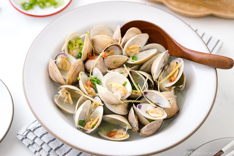 Việt Nam có loại thủy sản nhiều sắt hơn thịt bò, Trung Quốc bỏ triệu đô để mua: Hạ mỡ máu, trị tiểu đường- Ảnh 1. Việt Nam có loại thủy sản nhiều sắt hơn thịt bò, Trung Quốc bỏ triệu đô để mua: Hạ mỡ máu, trị tiểu đường- Ảnh 1.