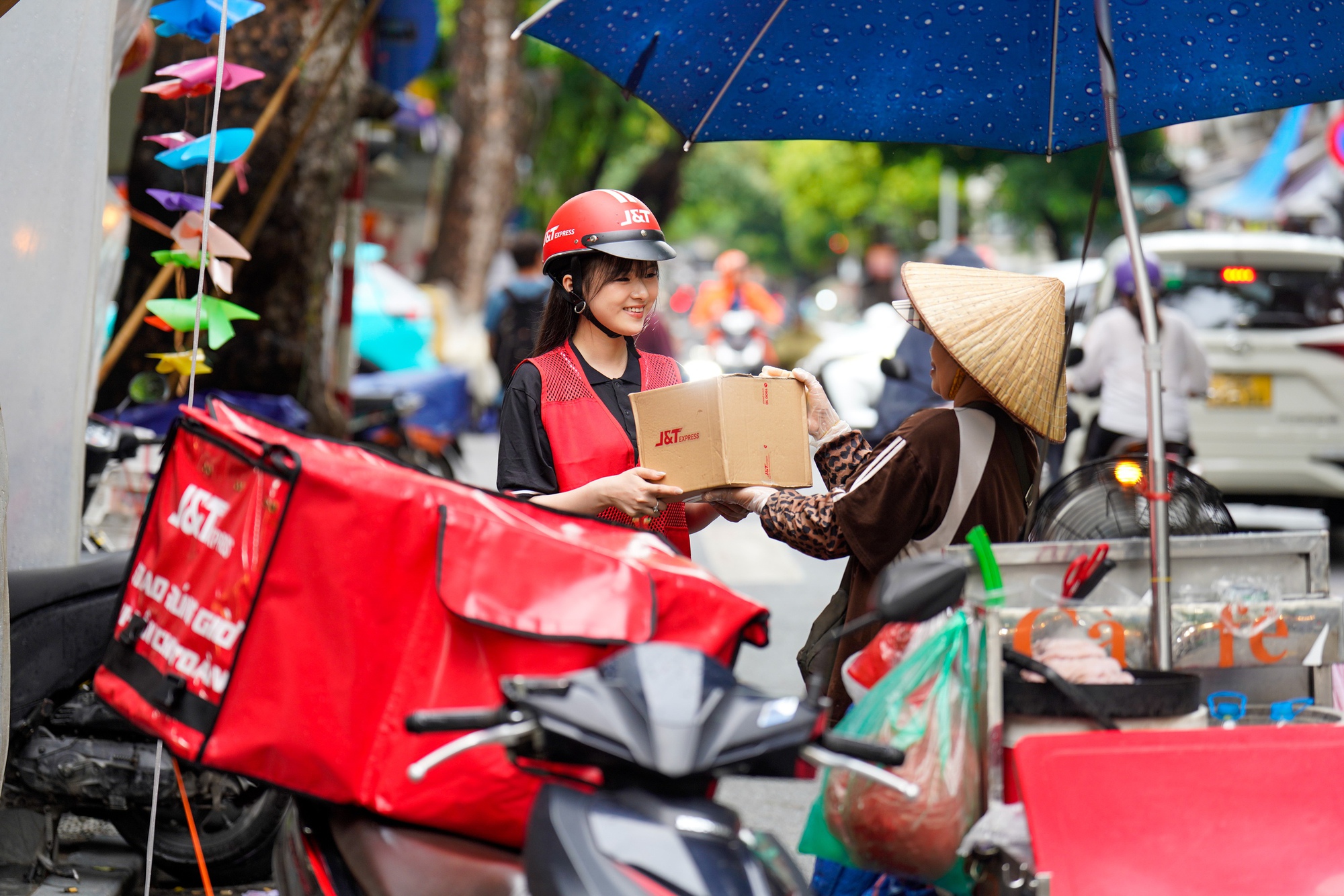 Cuộc dịch chuyển âm thầm của ngành logistic trong giai đoạn TMĐT chuyển đổi- Ảnh 4. Cuộc dịch chuyển âm thầm của ngành logistic trong giai đoạn TMĐT chuyển đổi- Ảnh 4.