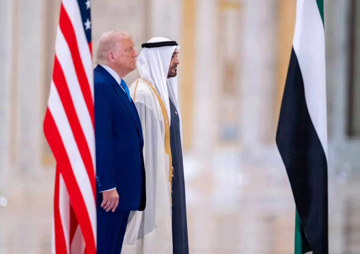 Màn múa tóc lạ mắt và thỏa thuận ‘lịch sử’ UAE dành cho ông Trump- Ảnh 3. Màn múa tóc lạ mắt và thỏa thuận ‘lịch sử’ UAE dành cho ông Trump- Ảnh 3.