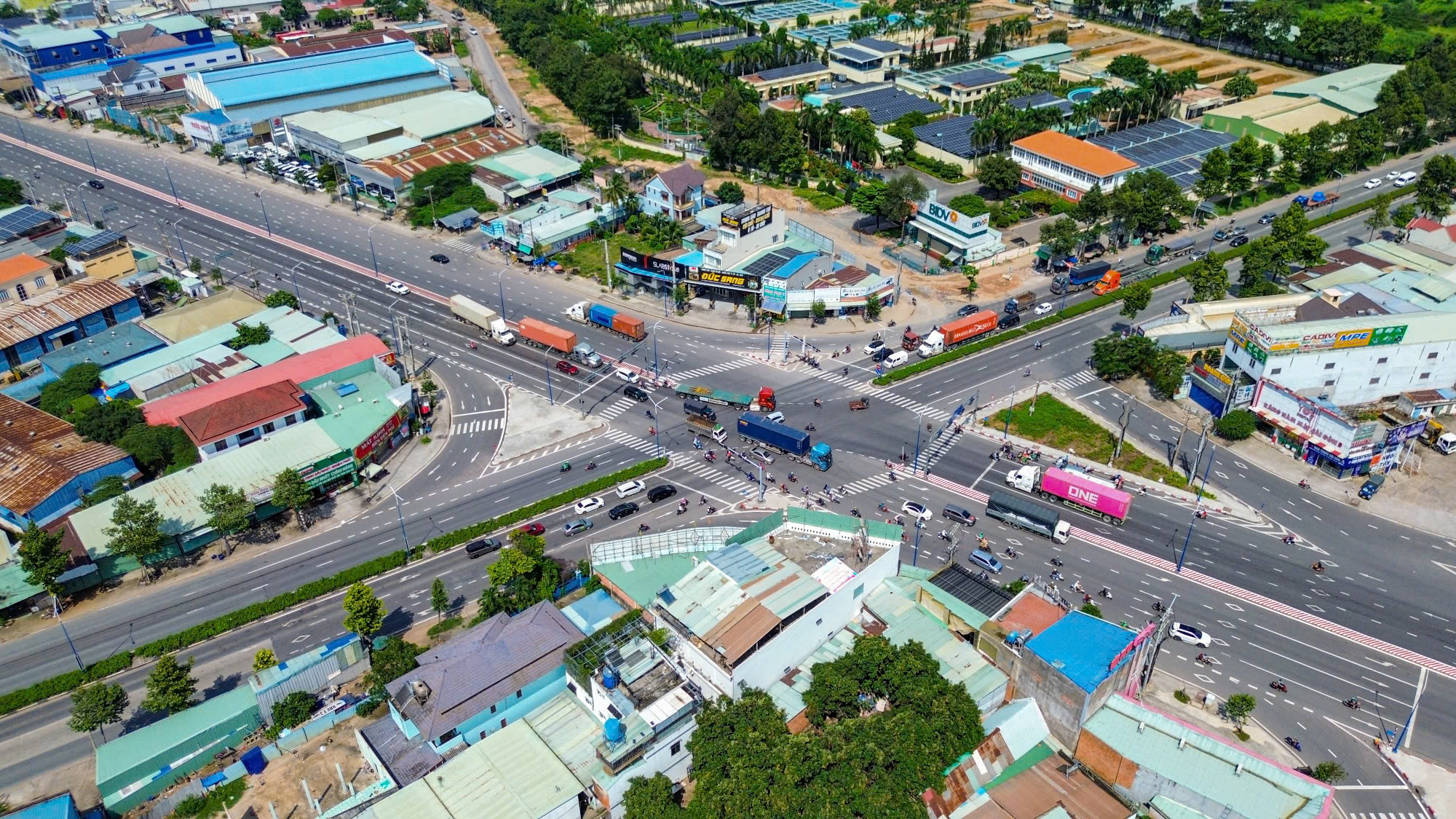 Một khu công nghiệp từng được đầu tư rộng gấp 4 lần quận Hoàn Kiếm, nay lại được rót thêm 3.500 tỷ để mở rộng thêm 1.000 ha- Ảnh 2. Một khu công nghiệp từng được đầu tư rộng gấp 4 lần quận Hoàn Kiếm, nay lại được rót thêm 3.500 tỷ để mở rộng thêm 1.000 ha- Ảnh 2.